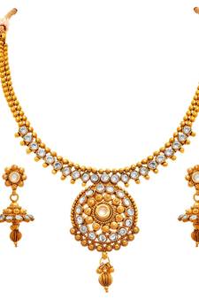 Gold jewellery