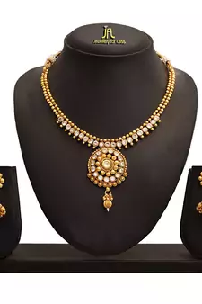Gold jewellery