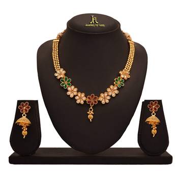 Gold jewellery 2
