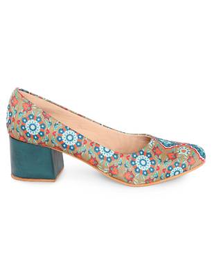 Women Green Ethnic Printed Block Heels 4