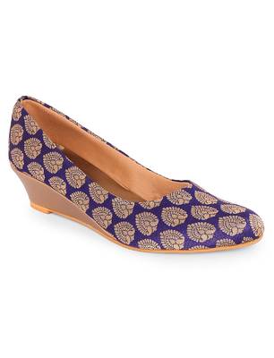 Women Blue Ethnic Printed Wedge Heels 2