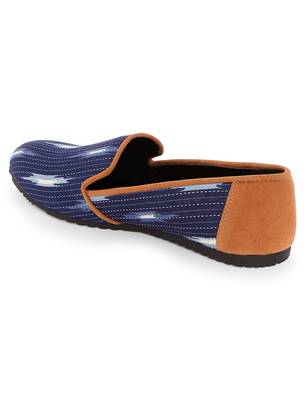 Men Blue Printed Moccasins 3