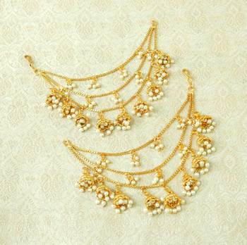 White ear-cuffs 1