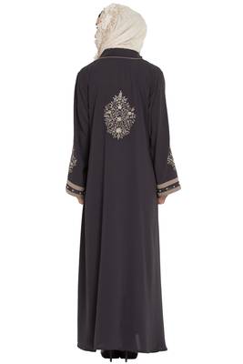 Black Plain Crepe Abaya 2