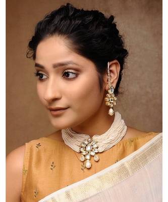 Kundan Choker In Pearl With Earrings 1