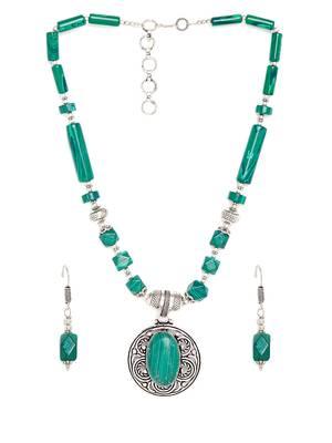 Green Plain Festival Necklace Sets 2