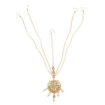 Gold Bridal Kundan Maang Tikka 3