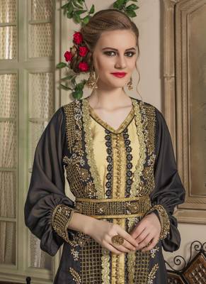 Black Embroidered Georgette Islamic Kaftans 3