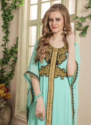 Green Embroidered Georgette Islamic Kaftans 3