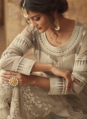Off-white embroidered net semi stitched salwar with dupatta 2