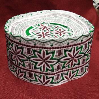 Green and Maroon embroidered islamic prayer cap 1