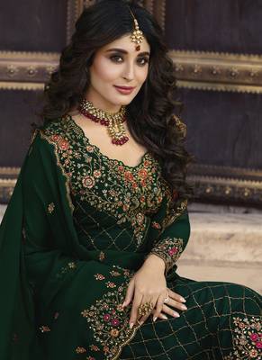 Dark-Green Embroidered Georgette Semi Stitched Salwar With Dupatta 3