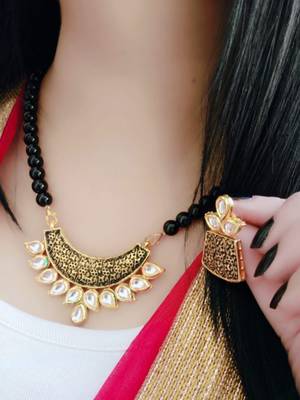 Multicolor necklaces 1