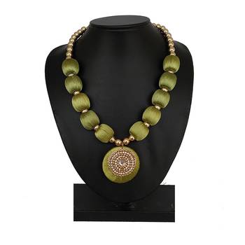 Green chokers 1