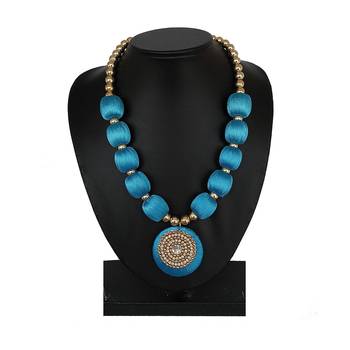 Blue chokers 1