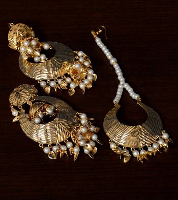 Traditional Look Pearl and Leafy Dangler Earrings cum Maang Tikka 1