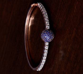 Rose gold plated sapphire stone and diamond embellished light weight bracelet 2