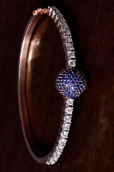 Rose gold plated sapphire stone and diamond embellished light weight bracelet