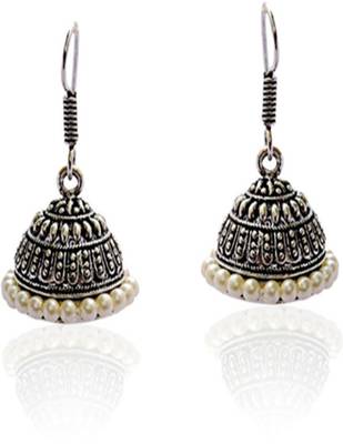 Black earrings 1