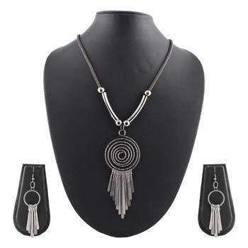 Metallic Black Pendant Necklace & Earrings Set For Women & Girls 1