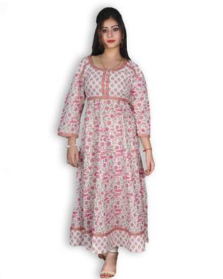 Pink & White Floral Sanganeri Print Jaipuri Anarkali Kurta 1