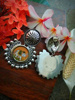 Rounf Photoframe Airavat Handcrafted German Silver Earrings With Studs 2