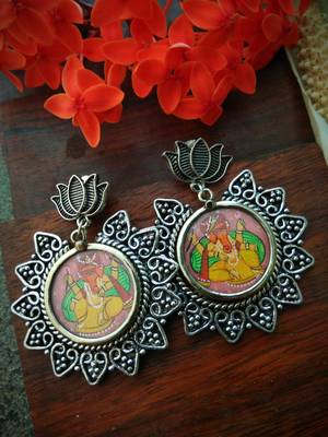 Lotus Stud With Sunflower Shaped Photoframe Ganpati Earrings 1