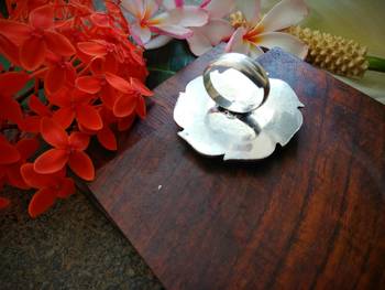 Stylish German Silver Photoframe Finger Ring 2