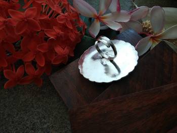 Rustic Lady Photoframe German Silver Finger Rings 2