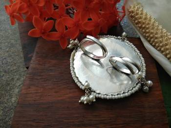 White Beaded Ganpati Photoframe Finger Ring For 2 Fingers 2