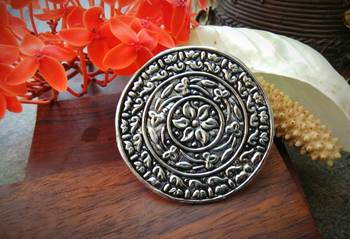 Engraved Handmade Large German Silver Finger Ring 1