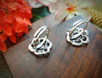 Rose Shaped Toe Rings 2