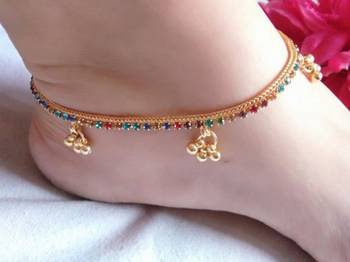 Gold anklets 1