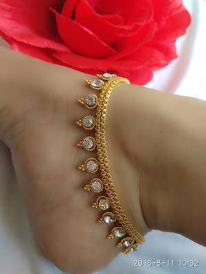 Gold anklets 1