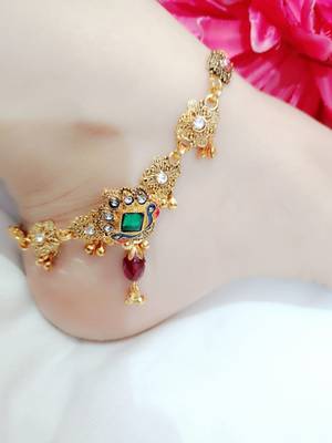 Gold anklets 1