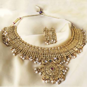 Gold necklaces 1
