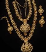 Gold necklace sets