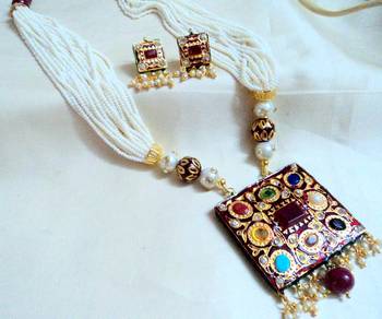 Multicolor Pearl Necklace Sets 1