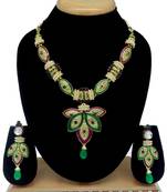 Multicolor necklaces