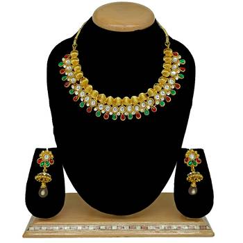 Multicolor necklaces 1