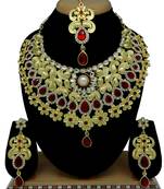 Multicolor necklaces