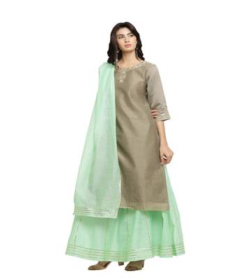 Chanderi Kurta With Chanderi Skirt And Dupatta 3