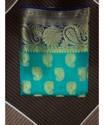green paisley motif kanchipuram saree with blouse 1