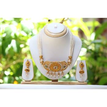 Multicolour stone studded multilayer pearl mala choker necklace set 2