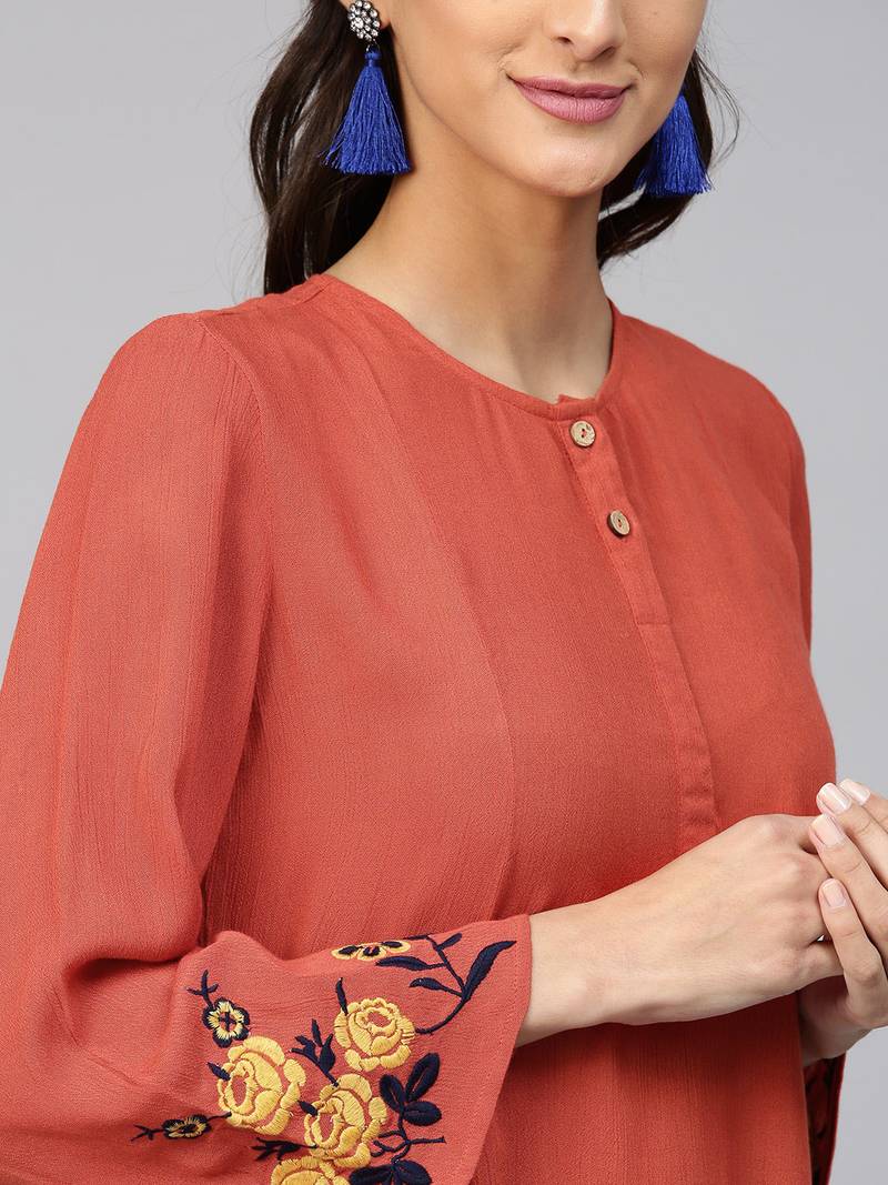 Embroidered Sleeve Crinkled Rust Kurta
