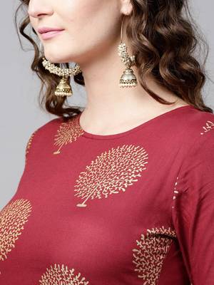 Maroon Foil Printed Gathered Waist Kurta 5