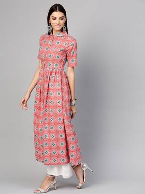 Pink floral print Front Slit Gathered Kurta 3