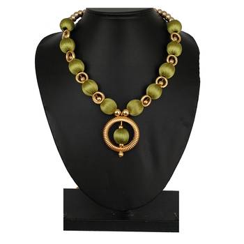Green chokers 1