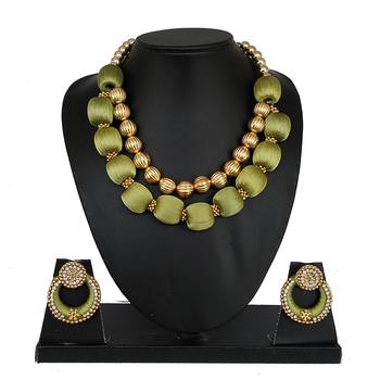 Green designer-jewellery 1