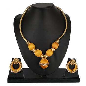 Gold designer-jewellery 1